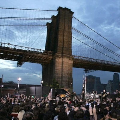 U2Live from Under the Brooklyn Bridge