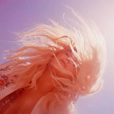 KESHA/Tom NevilleWoman (The Remixes)