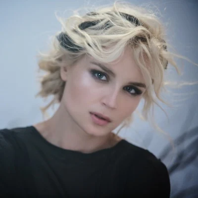 Polina GagarinaНет