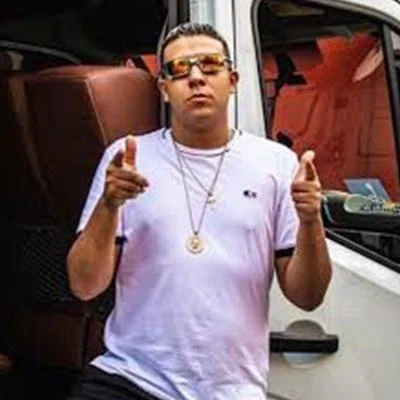 MC PR/MC Saci/MC Rafa 22/Dj VerasVou taca, mas não gasta um real