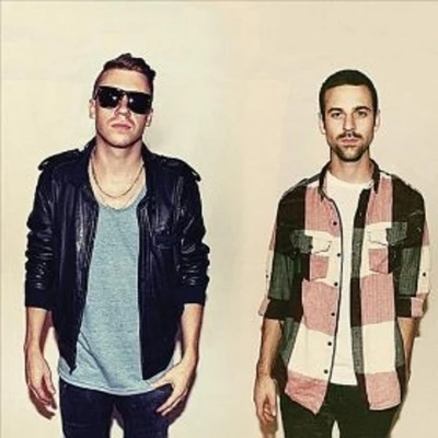 Macklemore & Ryan LewisVS. Redux