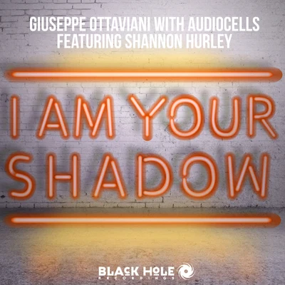 Shannon Hurley/BissenI Am Your Shadow