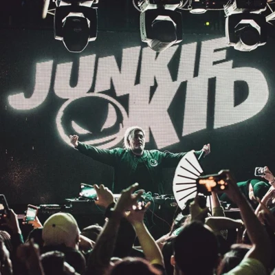 Junkie KidMEDOLY (Original Mix)