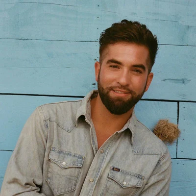 Kendji Girac/Parce que/Amel Bent/John Mamann/Soprano/Joyce Jonathan/Passi/Gregz/Vitaa/The Shady BrothersAznavour, sa jeunesse