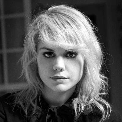 Coeur de pirate/Pierre Lapointe/Garou/Marc Dupréhappy Xmas (war is over)