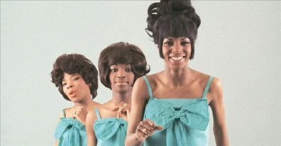 Martha Reeves & The VandellasDancing In The Street (Single Version)