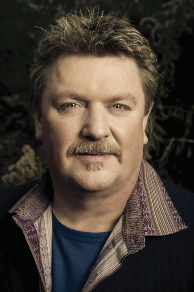 Joe DiffieBehind Closed Doors (Album Version)