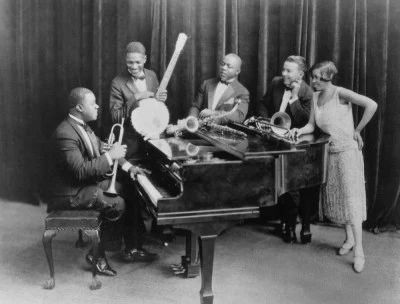 Louis Armstrong & His Hot FiveIrish Black Bottom